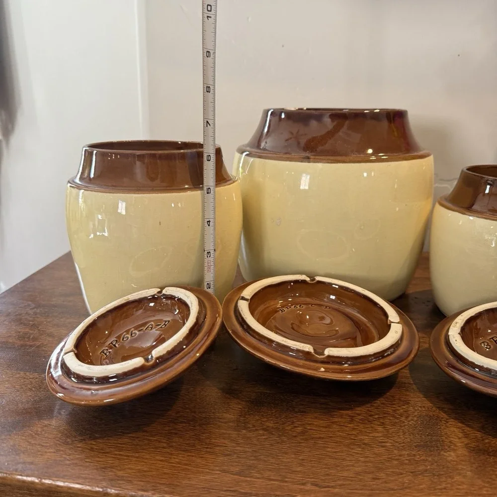 Vintage USA Pottery BP-66 Cream Brown Crocks Set Of 3‎ Bean Pot Cookie Jar